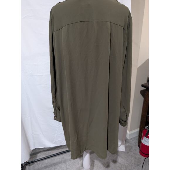 Chico's Size 3 XL Tunic Asymmetrical Hem Roll tab Sleeve 1/4 Button Shirt Modern - Picture 10 of 16